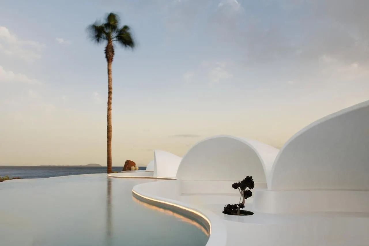 Kamezi Boutique Hotel Villas Playa Blanca