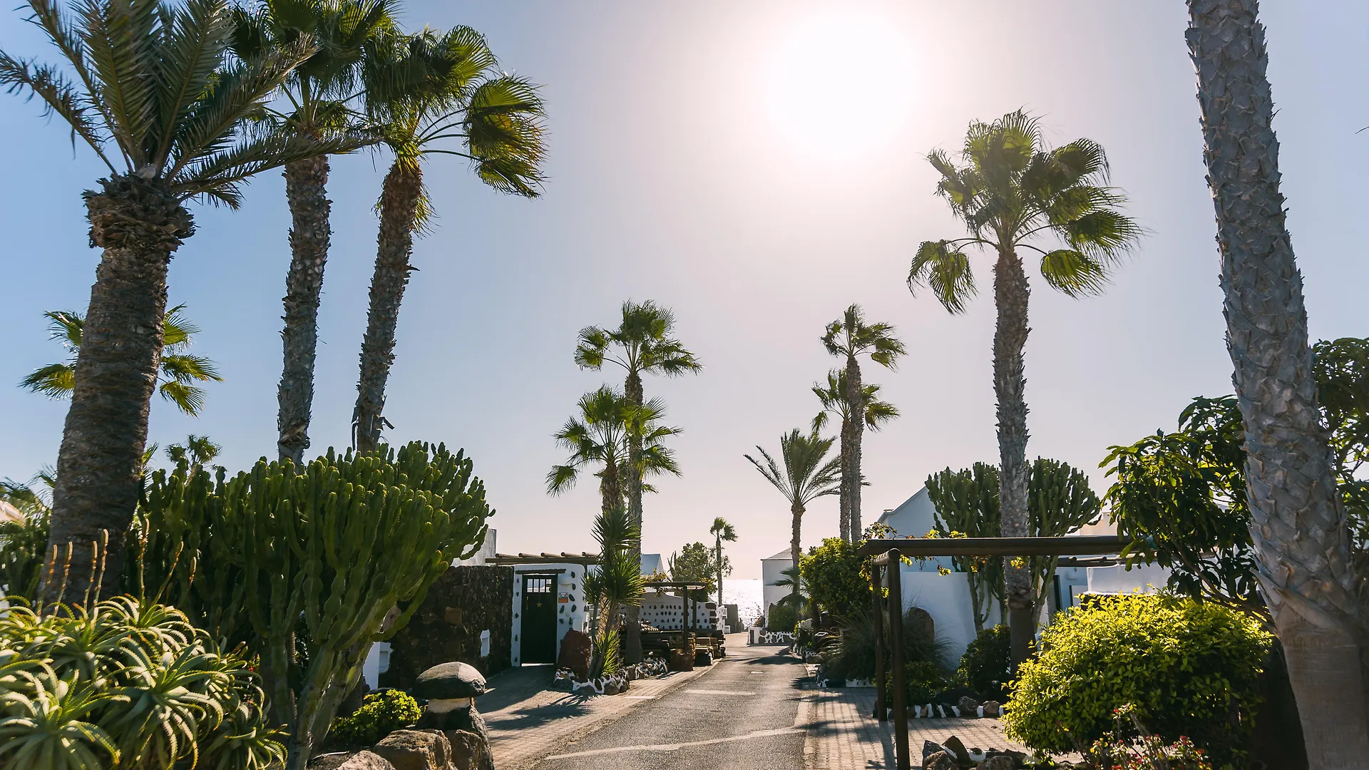 Kamezi Boutique Hotel Villas Playa Blanca  Spagna