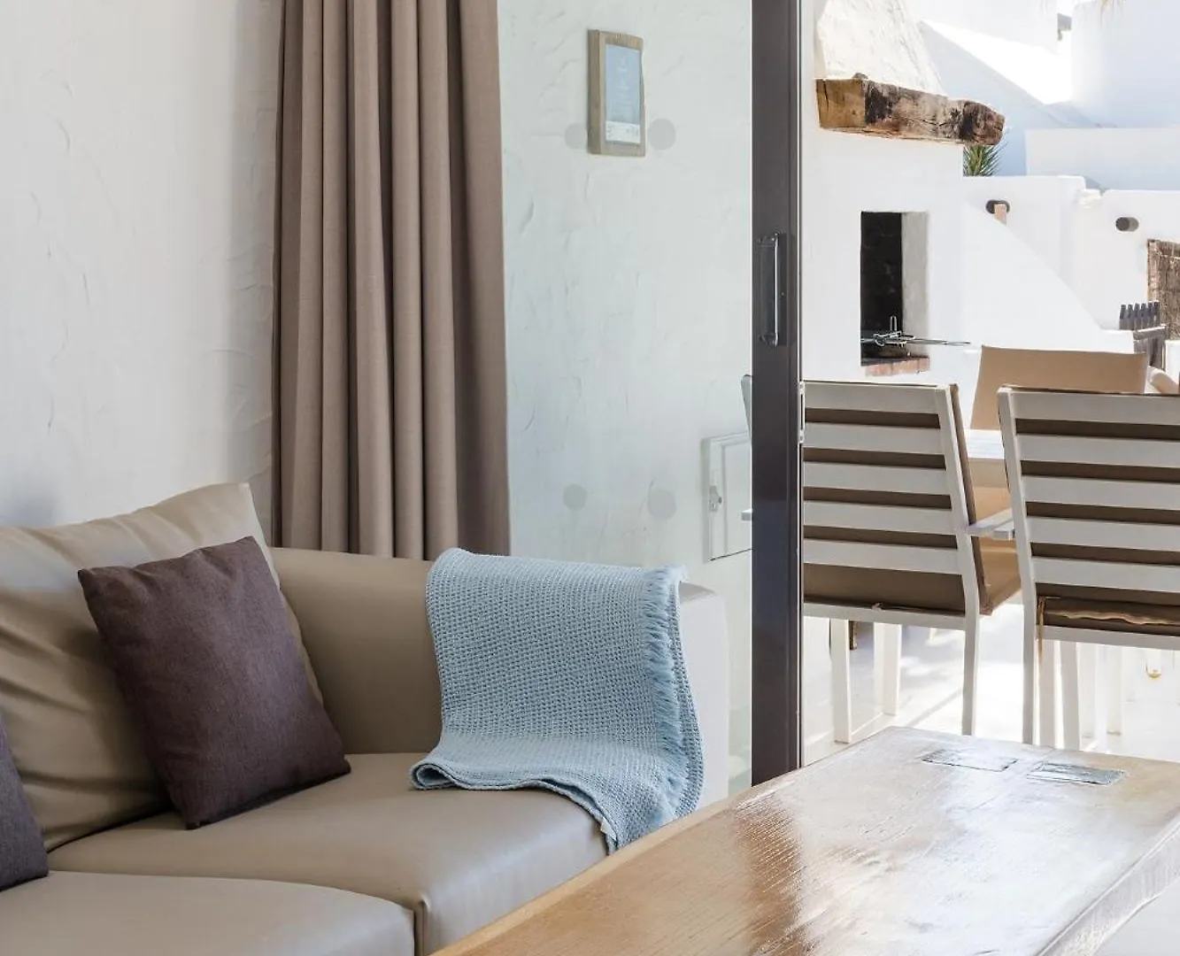 Kamezi Boutique Hotel Villas Playa Blanca
