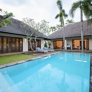  Villa Nunia Boutique Indonesia