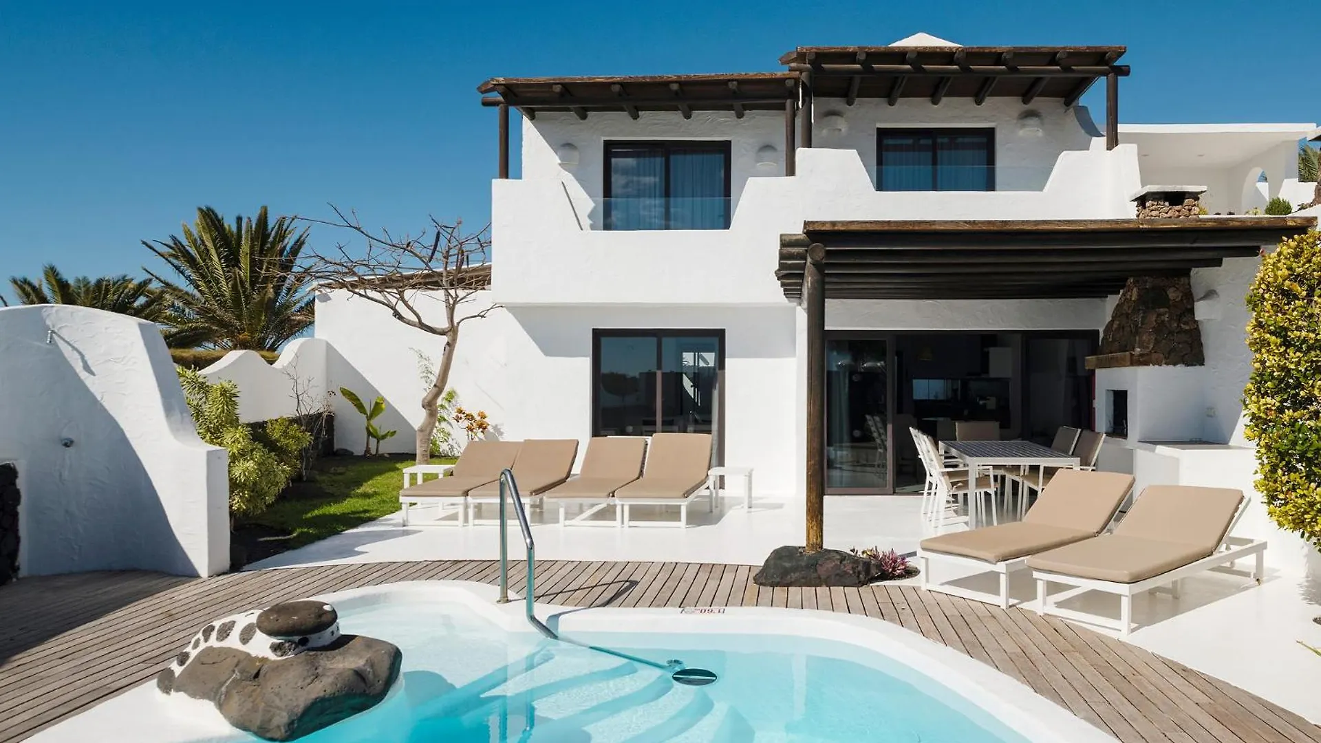 Kamezi Boutique Hotel Villas Playa Blanca  Spain