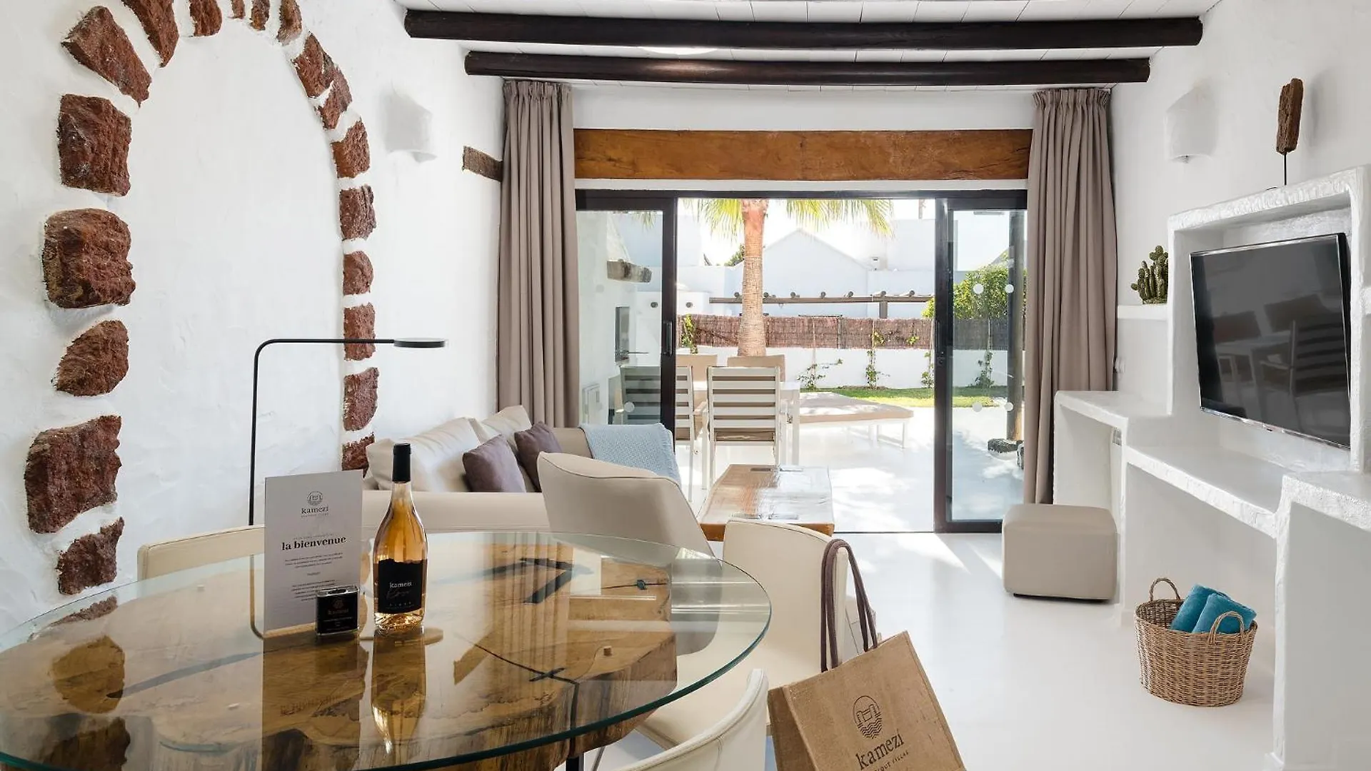 Kamezi Boutique Hotel Villas Playa Blanca